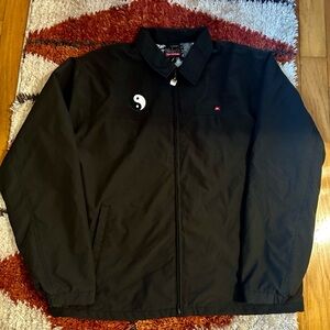 90’s Quiksilver Black Jacket with Yin Yang Jacket, Sleeve Pocket.
